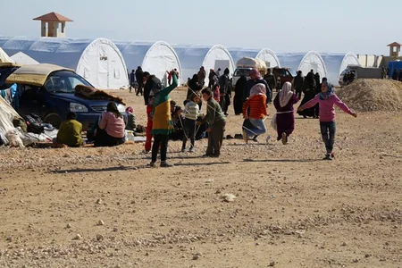 Türkiyə Suriyalı qaçqınlar üçün yeni çadır şəhərciyi yaradır
