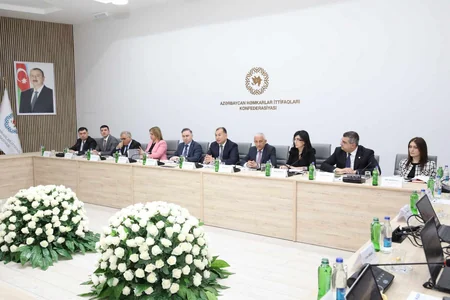 Azərbaycan Həmkarlar İttifaqları Konfederasiyasında deputatlarla görüş olub