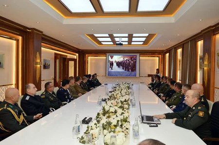 Xarici dövlətlərin hərbi attaşeləri hərbi liseydə olublar