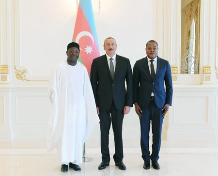 Prezident İlham Əliyev üç ölkənin yeni səfirinin etimadnaməsini qəbul edib - YENİLƏNİB-2