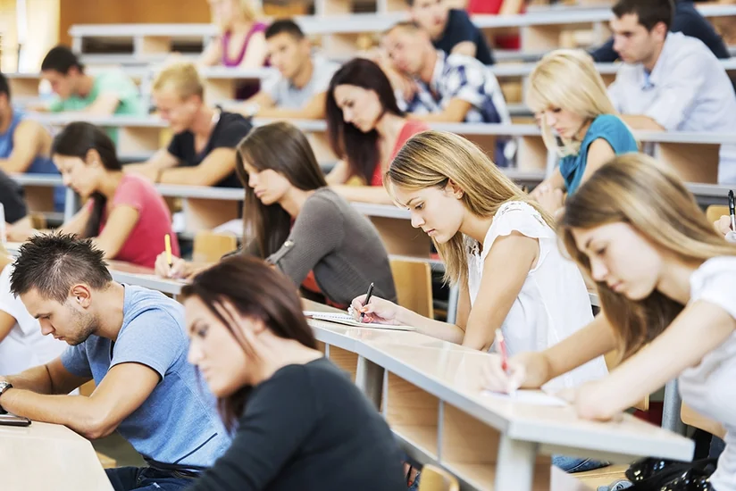 Təhsil Nazirliyi Macarıstan universitetlərinə sənəd qəbulu elan edib