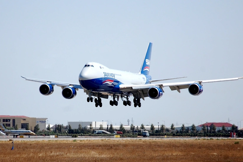Самолет азербайджанской авиакомпании Silkway потерпел крушение, есть погибшие - ДОПОЛНЕНО