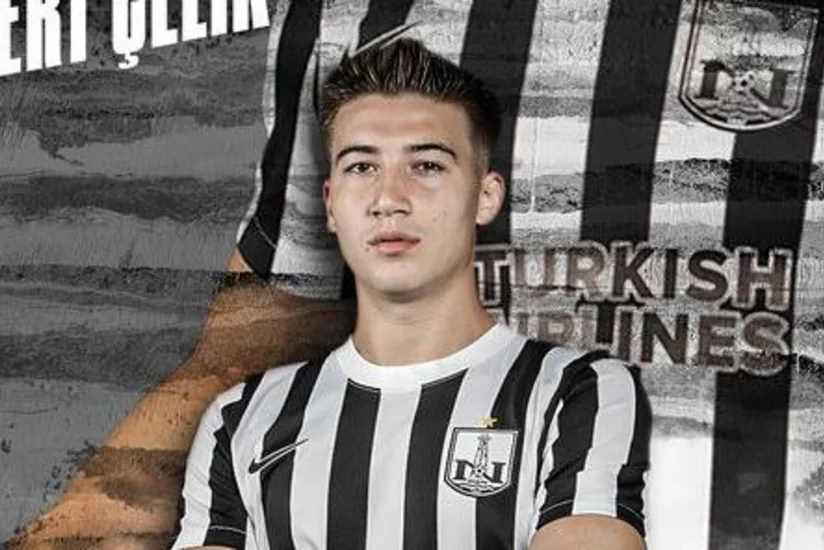 Neftçi Mert Çeliki yenidən heyətinə qatıb