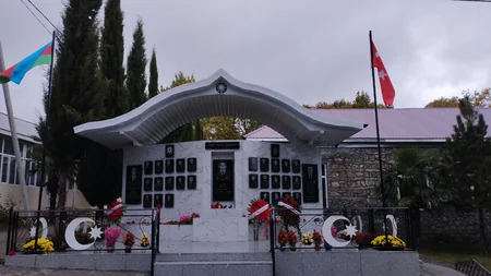 Oğuzda şəhid bulağının açılışı olub