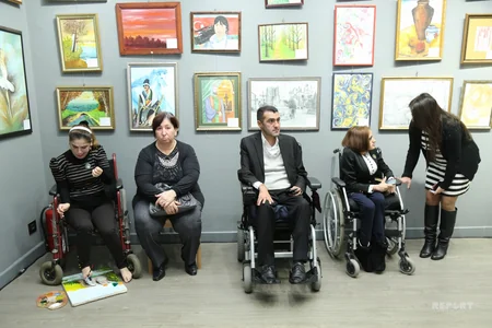 ​Bakıda Əlilliyi olan şəxslərin IX Ümumrespublika Yaradıcılıq Sərgi-müsabiqəsi keçirilir - FOTO
