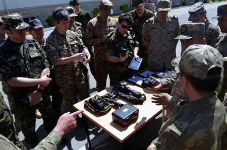 Аккредитованные в Азербайджане военные атташе посетили воинскую часть