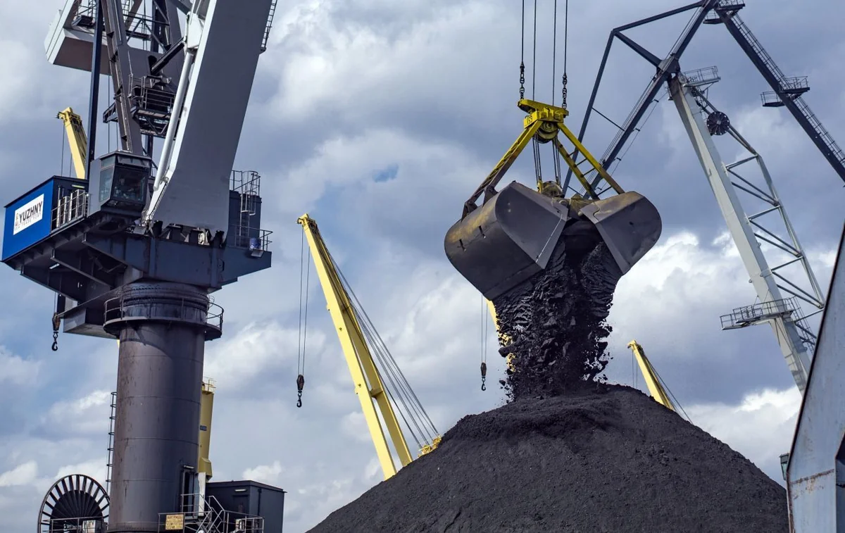 Sanctions against Russia virtually stopped sea export of coal