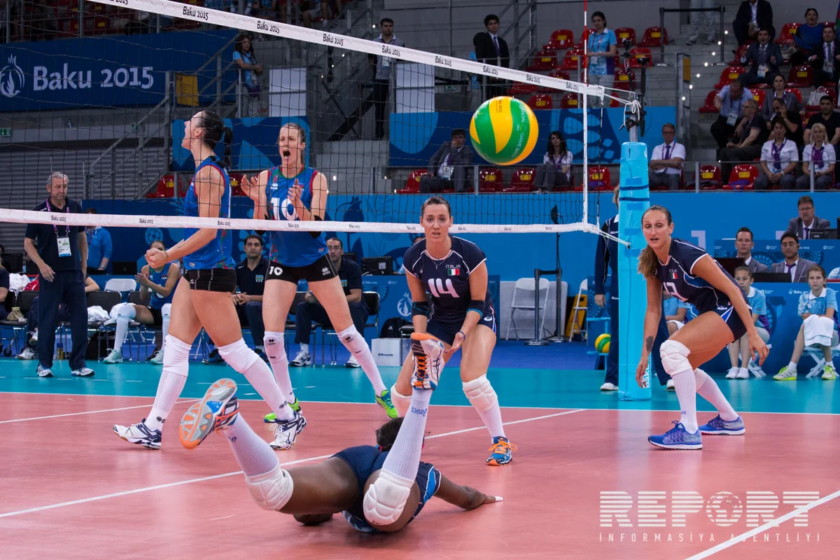 Azərbaycanın qadın voleybolçuları Bakı 2015də İtaliya yığmasını belə məğlub etdi - FOTOREPORTAJ