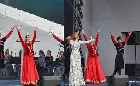 Azərbaycan Prezidenti Həkəri çayının sahilində keçirilən “Laçın Şəhəri Günü” bayram tədbirində çıxış edib