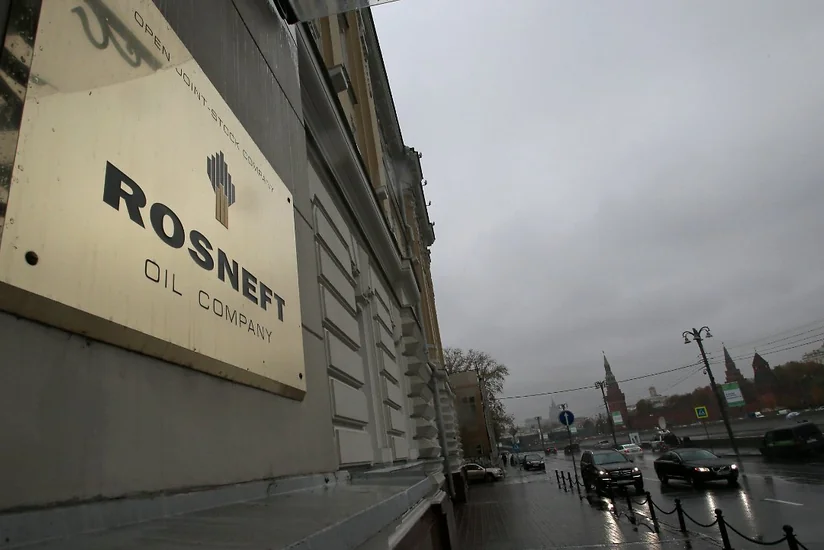 “Eni” şirkəti “Rosneft” ilə birgə layihəni tərk edib