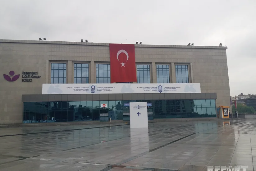 İstanbulda QDİƏT-in yubiley sammiti öz işinə başlayıb