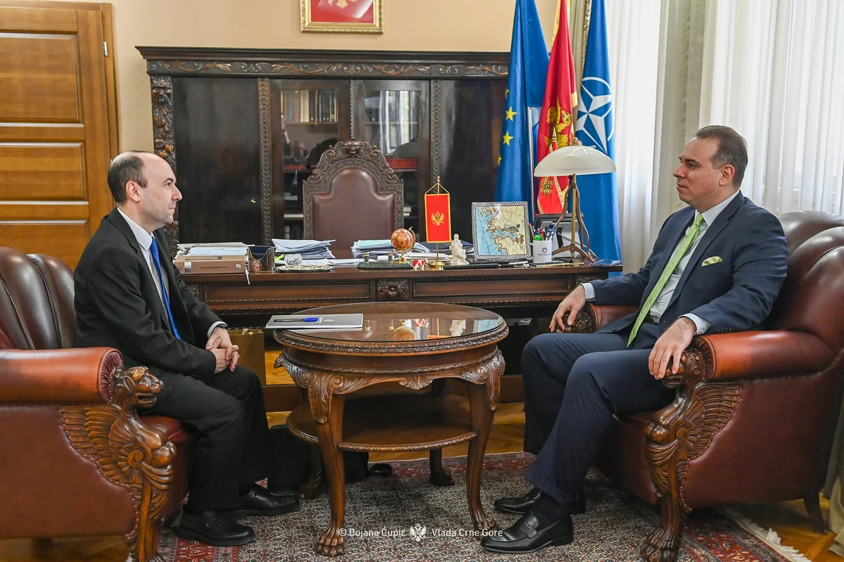 Azerbaijan, Montenegro hold discussions on expansion of relations