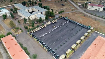 Prezident Cəbrayılda DSX-nin yeni hərbi hissə kompleksinin açılışında iştirak edib