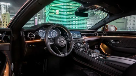 Bentley выпустит купе и кабриолет Continental GT V8 с новым мотором - ФОТО