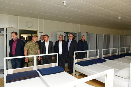 ​Silahlı Qüvvələr günü ərəfəsində kimyaçılar cəbhə bölgəsində əsgərlərlə görüşüblər