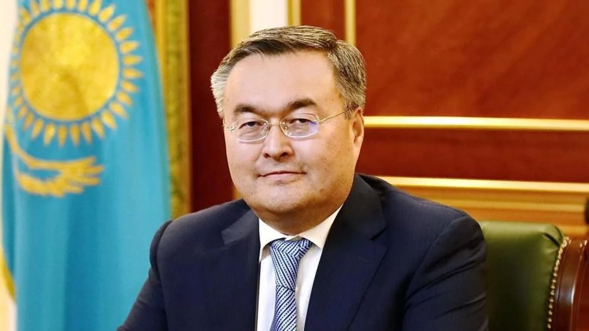 Kazakh FM visits Azerbaijan 