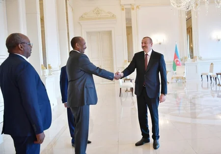 Президент Ильхам Алиев встретился с председателем Суверенного переходного совета Судана Абдель Фаттахом Абдельрахманом Аль-Бурханом