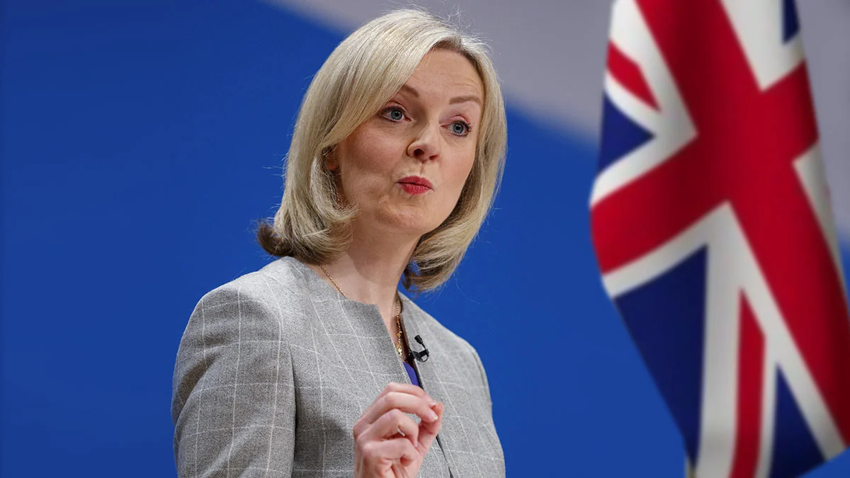 Рейтинг Лиз Трасс снизился до 14%