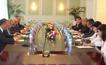 SOCAR and Uzbekneftegaz sign memorandum on joint development of fields