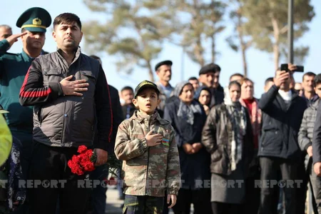 Zəfəri bəxş edənlər