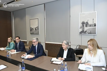Ceyhun Bayramov Sloveniya XİN-in dövlət katibi ilə görüşüb