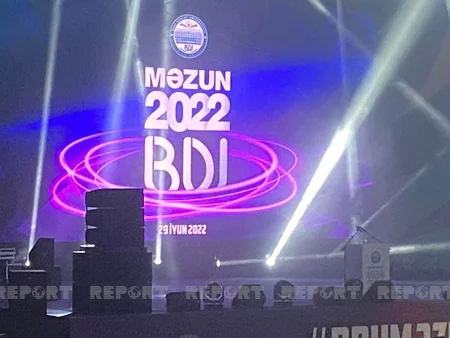 BDU-nun “Məzun günü” keçirilib