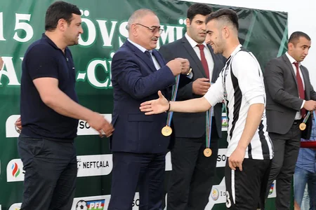 ​Futbol üzrə I Divizionun qalibi mükafatlandırılıb
