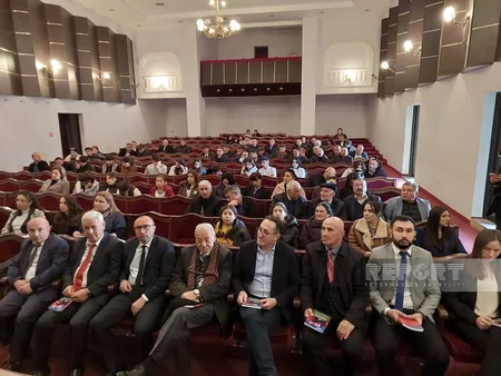Qardabanidə “İlham Əliyevin Gürcüstan siyasəti: enerji strategiyası kontekstində” kitabının təqdimatı olub