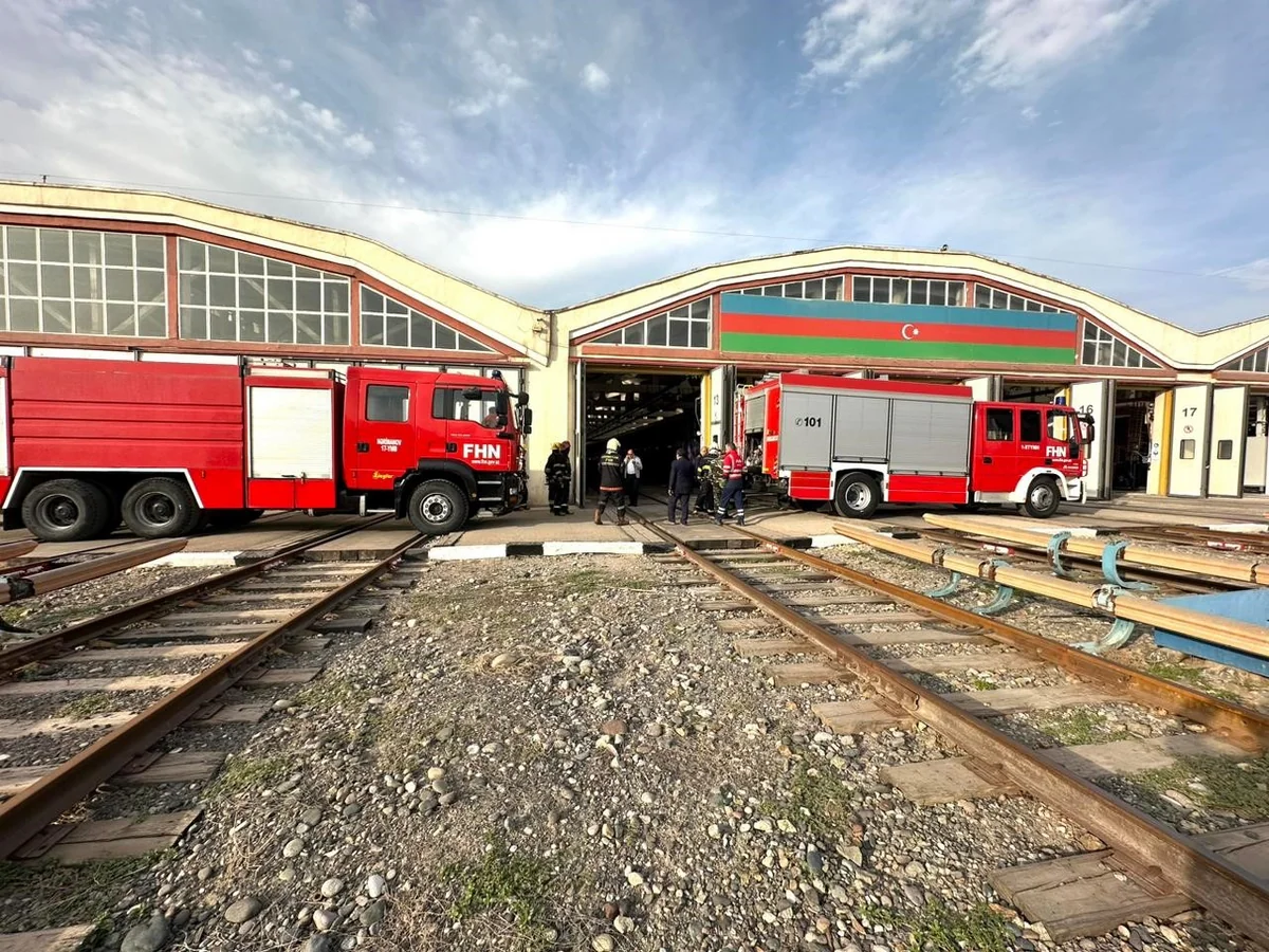 Metroda yanğınla bağlı təlim keçirilib