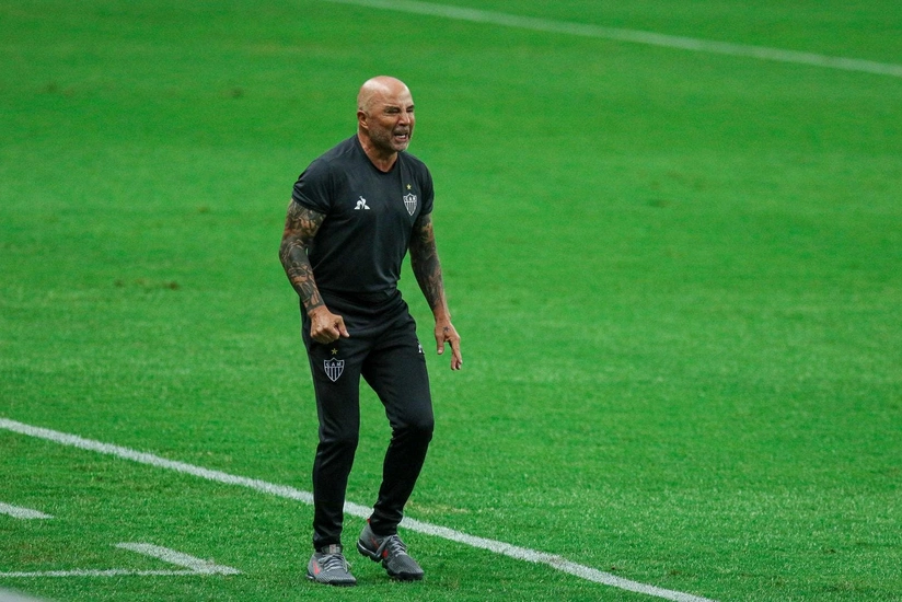 Qarabağın rəqibi baş məşqçisi ilə yollarını ayıra bilər