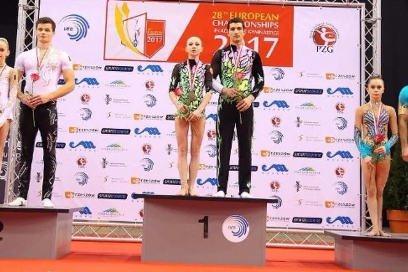 Азербайджанские акробаты завоевали три бронзовые медали на чемпионате Европы