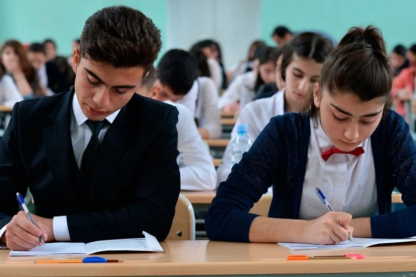 Məktəbi vaxtından əvvəl bitirmək istəyənlər imtahan verib - YENİLƏNİB