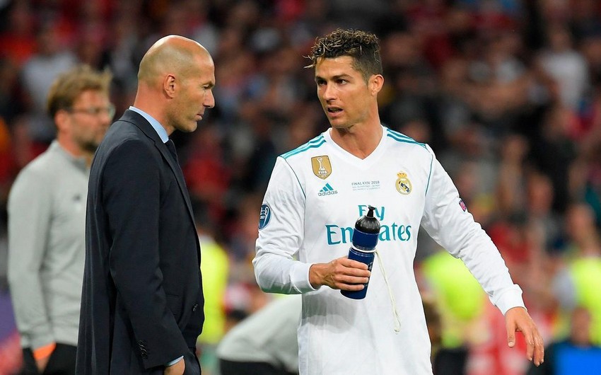 Ronaldu Zidanın Mançester Yunaytedə baş məşqçi təyin olunmasını istəyir