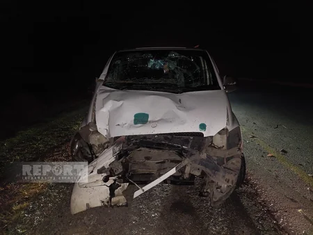 Hacıqabulda yük və minik avtomobilləri ilə toqquşub, xəsarət alanlar var