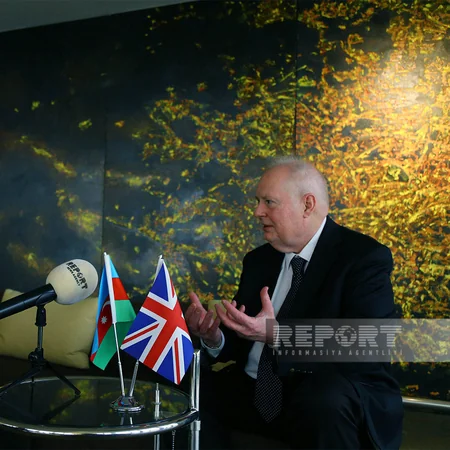 Britaniyanın enerji təhlükəsizliyi üzrə səfiri: “Azərbaycanın əsas enerji tərəfdaşı olmaq istəyirik”