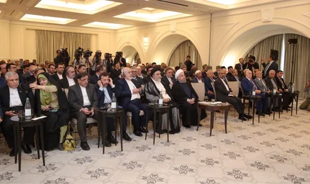 İran prezidenti Azərbaycanın din xadimləri ilə görüşüb