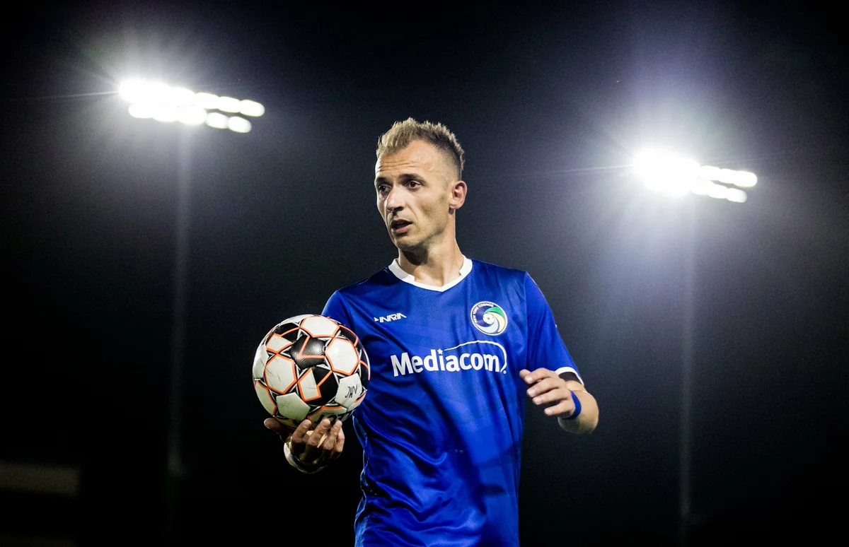 Ansi Aqolli: Gəncə güclüdür