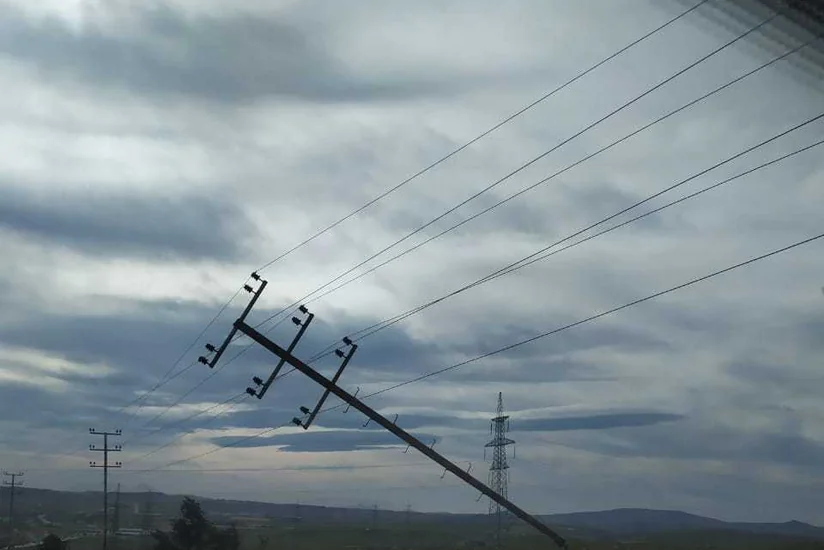 Azərbaycanın bəzi bölgələrində elektrik enerjisinin verilişi müvəqqəti dayandırılıb