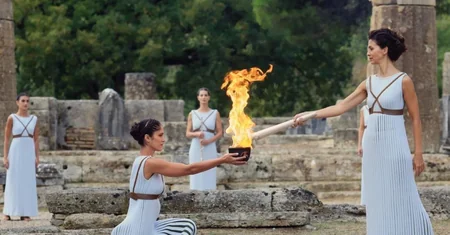 Tokio olimpiadasının məşəli alovlandırıldı