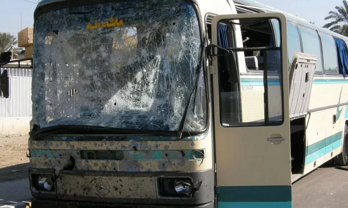 Suriyada məktəbli avtobusu atəşə tutulub, iki uşaq ölüb