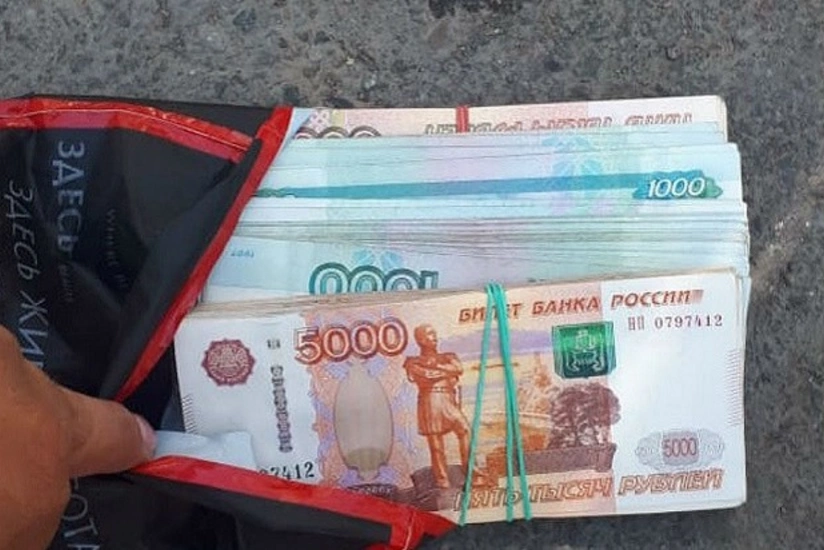 Азербайджанец вернул владельцу потерянный миллион