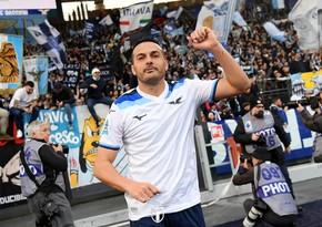 Latsio 37 yaşlı ispaniyalı futbolçu ilə yeni müqavilə imzalayıb