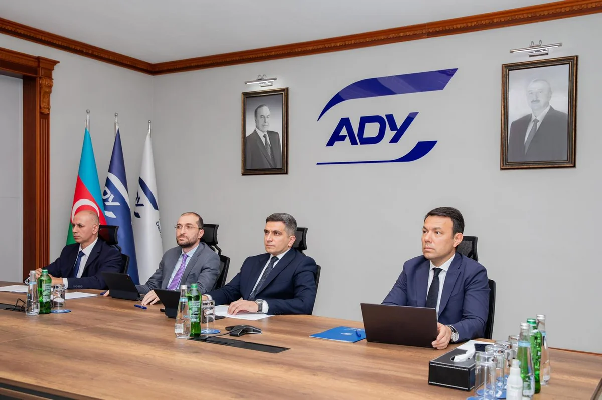 Azərbaycan və Pakistan dəmiryol sahəsində əməkdaşlıq imkanını müzakirə edib