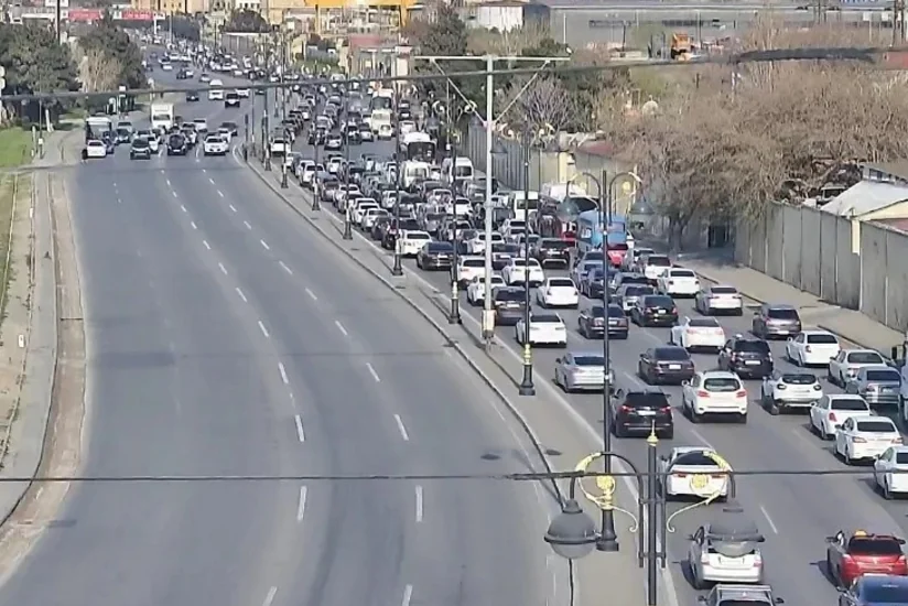 Bakının bir sıra yollarında tıxac müşahidə olunur