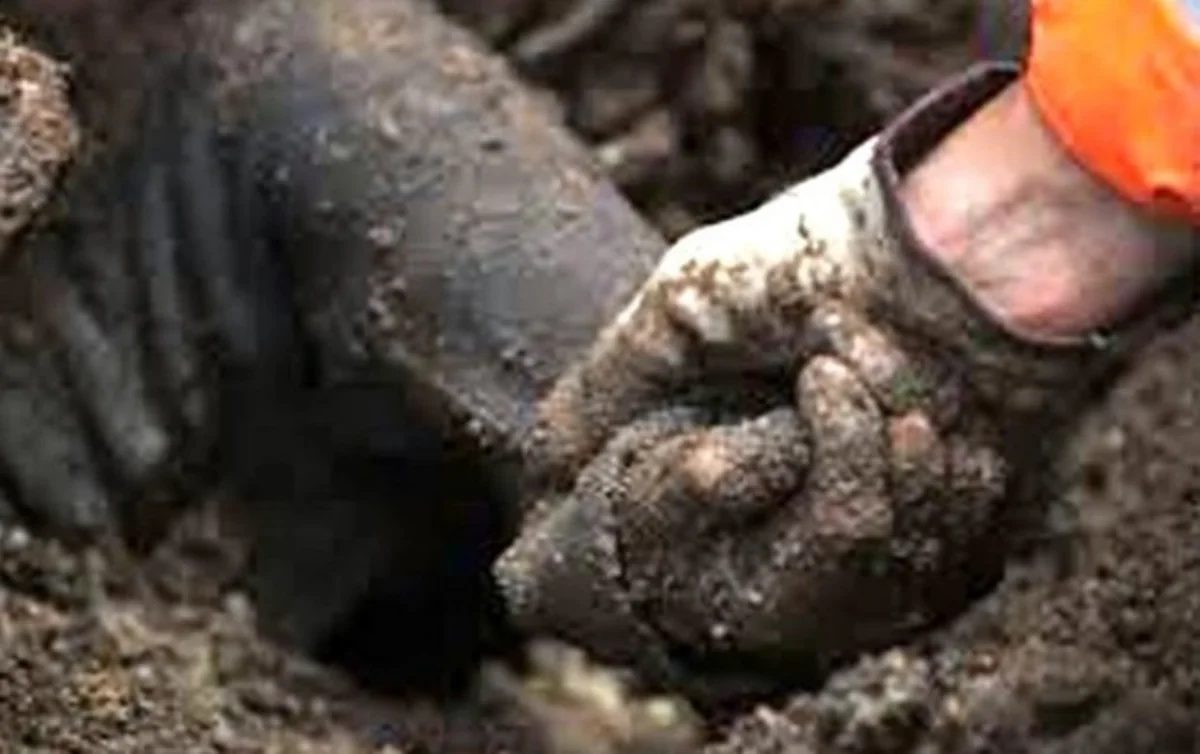 Azərsuyun 2 əməkdaşı Ucarda torpaq uçqununda xəsarət alıb - YENİLƏNİB