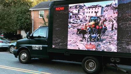 ABŞ-da xüsusi avtomobillər sakinləri erməni işğalı barədə məlumatlandırır