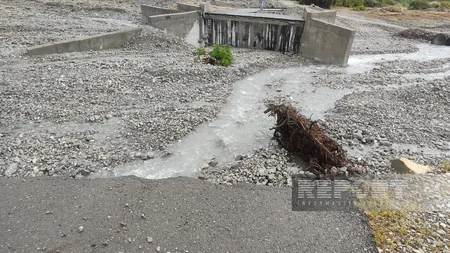 Şəki sakinləri 2 il əvvəl dağılan körpünün bərpa olunmamasından narazıdırlar