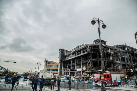 В ТЦ Diqlas сгорела территория площадью 17 тыс. квадратных метров - ФОТОРЕПОРТАЖ