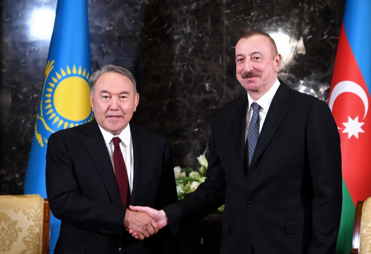 Prezident İlham Əliyev Nursultan Nazarbayevə telefonla zəng edib