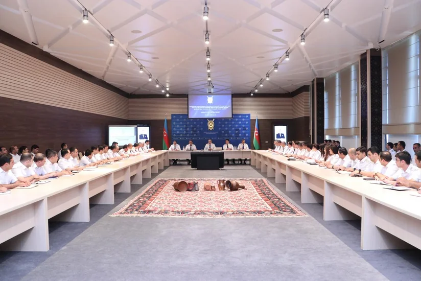 Baş prokuror yanında Korrupsiyaya qarşı Mübarizə Baş İdarəsində geniş əməliyyat müşavirəsi keçirilib